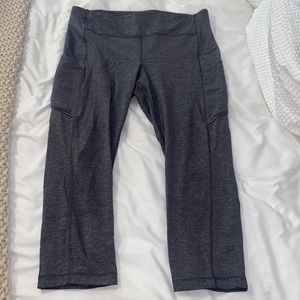 Heathered grey lululemon crop leggings